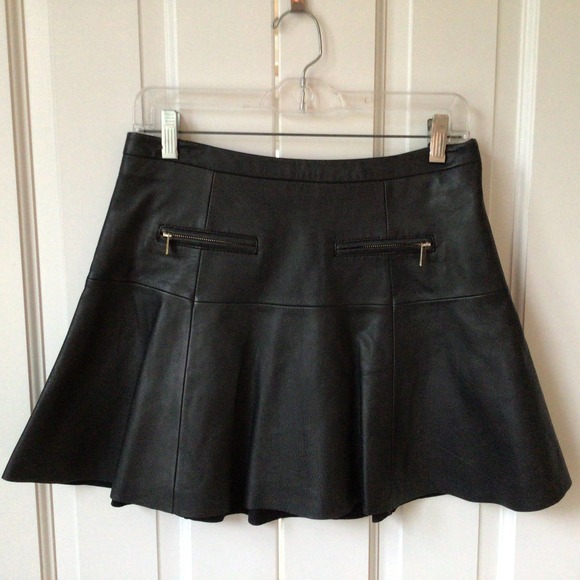 Joie Dresses & Skirts - Joie Black 100% Lamb Leather Mini Skater Skirt Sz XS